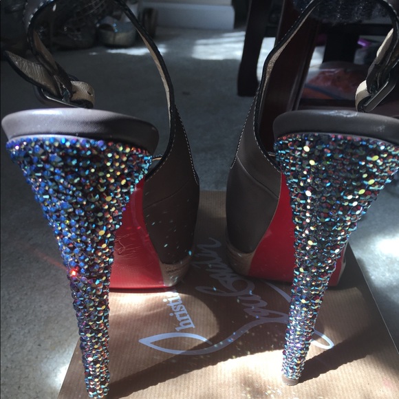 CHRISTIAN LOUBOUTIN 💯% authentic strassed heel🌈 - Picture 6 of 16
